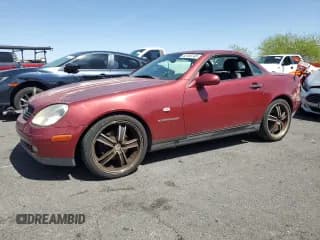 ✅ 2000 Mercedes-Benz SLK 230 Kompressor • VIN: WDBKK47F1YF165941 • Lot: 53750745. Wystawiony na Copart z przebiegiem 131 257 mil. Bezpłatny archiwum sprzedaży aukcyjnych z USA i szczegółowy raport historii pojazdu na DreamBid. Zdjęcie 1.