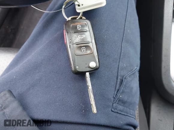 ✅ 2014 Volkswagen Jetta SE • VIN: 3VWD17AJ8EM400226 • Lot: 43564543. Wystawiony na IAAI z przebiegiem 194 106 mil. Bezpłatny archiwum sprzedaży aukcyjnych z USA i szczegółowy raport historii pojazdu na DreamBid. Zdjęcie 11.