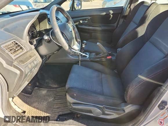 ✅ 2015 Subaru WRX Premium • VIN: JF1VA1D64F9814105 • Lot: 91146735. Wystawiony na Copart z przebiegiem 96 189 mil. Bezpłatny archiwum sprzedaży aukcyjnych z USA i szczegółowy raport historii pojazdu na DreamBid. Zdjęcie 7.