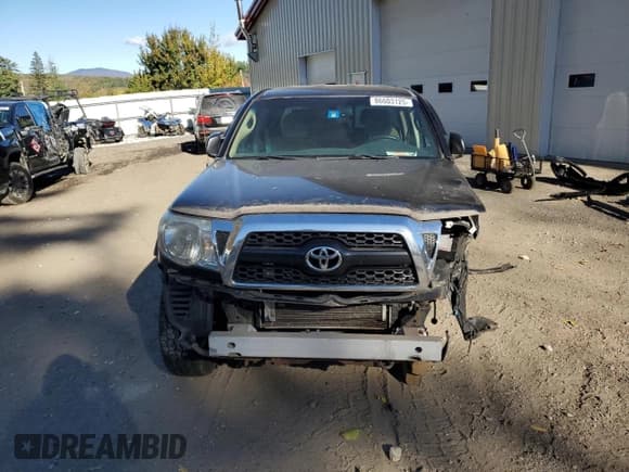 ✅ 2011 Toyota Tacoma • VIN: 3TMLU4EN8BM070455 • Лот: 86603125. Опубликован ранее на Copart с пробегом 175 372 миль. Бесплатный доступ к архиву аукционных продаж из США и подробный отчёт об истории автомобиля на DreamBid. Изображение 5.