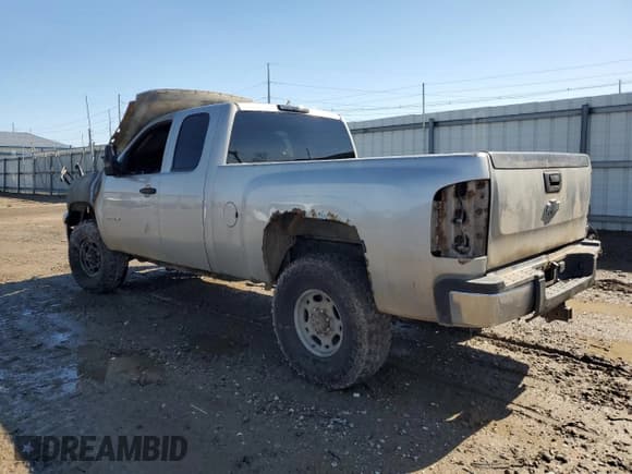 ✅ 2008 Chevrolet Silverado 2500HD 1LT • VIN: 1GCHK29698E172784 • Lot: 56011495. Wystawiony na Copart z przebiegiem Nie podano. Bezpłatny archiwum sprzedaży aukcyjnych z USA i szczegółowy raport historii pojazdu na DreamBid. Zdjęcie 2.