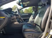 ✅ 2015 Hyundai Sonata Sport • VIN: 5NPE34AB6FH102726 • Lot: 81548055. Wystawiony na Copart z przebiegiem 166 859 mil. Bezpłatny archiwum sprzedaży aukcyjnych z USA i szczegółowy raport historii pojazdu na DreamBid. Zdjęcie 7.