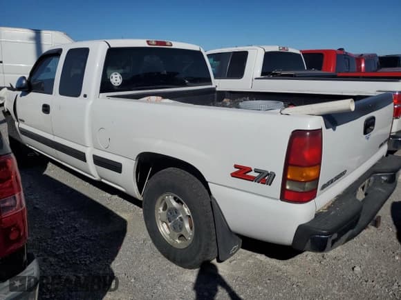 ✅ 2000 Chevrolet Silverado 1500 LT • VIN: 1GCEK19T5YE108714 • Lot: 85553995. Listed on Copart with 149,644 mi. Free auction sales archive from the USA and detailed vehicle history report at DreamBid. Image 2.