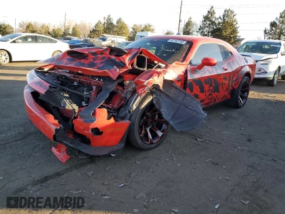 ✅ 2020 Dodge Challenger R/T Scat Pack • VIN: 2C3CDZFJ0LH147672 • Lot: 82162783. Wystawiony na Copart z przebiegiem 18 372 mil. Bezpłatny archiwum sprzedaży aukcyjnych z USA i szczegółowy raport historii pojazdu na DreamBid. Zdjęcie 1.