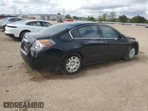 ✅ 2010 Nissan Altima S • VIN: 1N4AL2AP7AN424370 • Lot: 82145965. Wystawiony na Copart z przebiegiem 118 191 mil. Bezpłatny archiwum sprzedaży aukcyjnych z USA i szczegółowy raport historii pojazdu na DreamBid. Zdjęcie 3.
