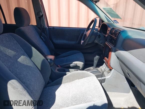 ✅ 2002 Isuzu Rodeo S • VIN: 4S2CK58WX24321556 • Lot: 41405981. Listed on IAAI with 172,590 mi. Free auction sales archive from the USA and detailed vehicle history report at DreamBid. Image 5.