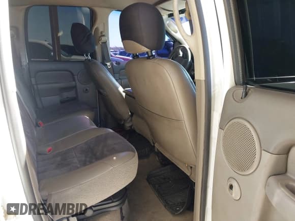 ✅ 2004 Dodge 1500 SLT • VIN: 1D7HU18D54J158148 • Lot: 43624483. Wystawiony na IAAI z przebiegiem 346 407 mil. Bezpłatny archiwum sprzedaży aukcyjnych z USA i szczegółowy raport historii pojazdu na DreamBid. Zdjęcie 8.