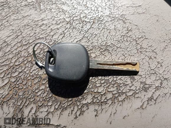 ✅ 2004 Lexus ES 350 • VIN: JTHBA30GX45025127 • Lot: 43607640. Wystawiony na IAAI z przebiegiem 159 751 mil. Bezpłatny archiwum sprzedaży aukcyjnych z USA i szczegółowy raport historii pojazdu na DreamBid. Zdjęcie 11.