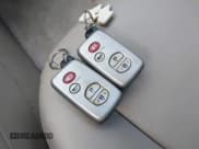 ✅ 2009 Toyota Camry • VIN: 4T1BB46K69U084250 • Lot: 43001015. Wystawiony na IAAI z przebiegiem 217 744 mil. Bezpłatny archiwum sprzedaży aukcyjnych z USA i szczegółowy raport historii pojazdu na DreamBid. Zdjęcie 11.