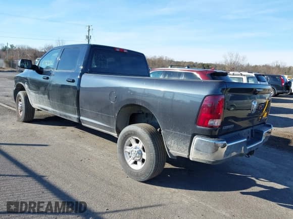 ✅ 2013 Ram 2500 Tradesman • VIN: 3C6UR5HL0DG528326 • Lot: 43829782. Wystawiony na IAAI z przebiegiem 120 109 mil. Bezpłatny archiwum sprzedaży aukcyjnych z USA i szczegółowy raport historii pojazdu na DreamBid. Zdjęcie 3.