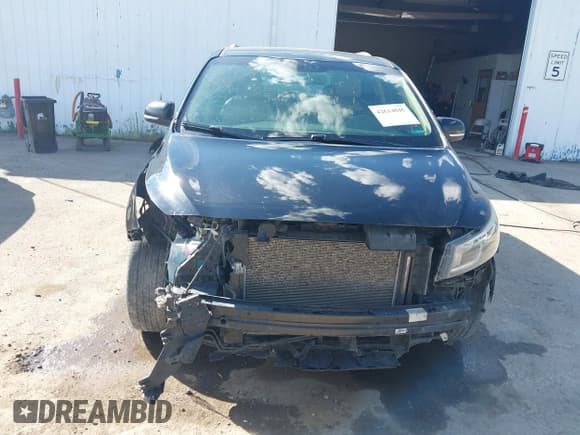 ✅ 2018 Kia Sedona LX • VIN: KNDMB5C10J6423849 • Лот: 42614045. Опубликован ранее на IAAI с пробегом 158 643 миль. Бесплатный доступ к архиву аукционных продаж из США и подробный отчёт об истории автомобиля на DreamBid. Изображение 6.