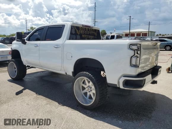 ✅ 2021 Chevrolet Silverado 1500 Custom • VIN: 1GCPWBEK7MZ248007 • Lot: 69518665. Wystawiony na Copart z przebiegiem 103 657 mil. Bezpłatny archiwum sprzedaży aukcyjnych z USA i szczegółowy raport historii pojazdu na DreamBid. Zdjęcie 2.