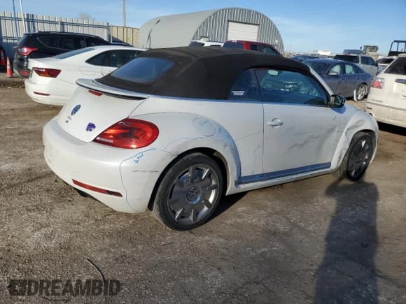 ✅ 2014 Volkswagen Beetle 2.0L TDI • VIN: 3VW5L7ATXEM816360 • Lot: 45589285. Listed on Copart with 78,758 mi. Free auction sales archive from the USA and detailed vehicle history report at DreamBid. Image 3.