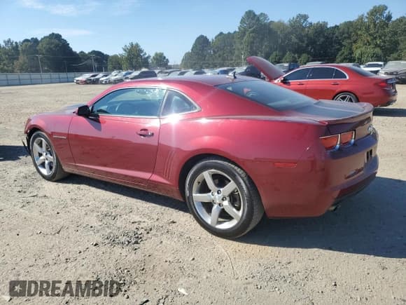 ✅ 2010 Chevrolet Camaro 2LT • VIN: 2G1FC1EV0A9211971 • Лот: 82462965. Опубликован ранее на Copart с пробегом 117 264 миль. Бесплатный доступ к архиву аукционных продаж из США и подробный отчёт об истории автомобиля на DreamBid. Изображение 2.