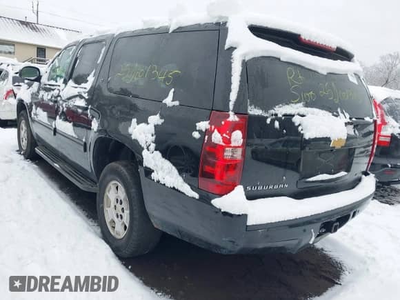 2014 Chevrolet Suburban LT с VIN 1GNSKJE72ER188402, выставлен на аукционе IAAI как лот 41529767 с пробегом Не указан миль и . История ставок и продаж доступна на DreamBid. Изображение 3.