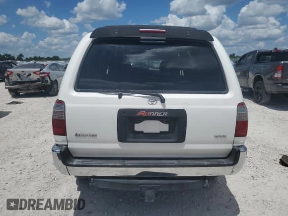 ✅ 1997 Toyota 4Runner Limited • VIN: JT3GN87R5V0022560 • Lot: 66950245. Listed on Copart with 252,246 mi. Free auction sales archive from the USA and detailed vehicle history report at DreamBid. Image 6.