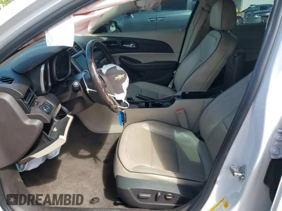 2015 Chevrolet Malibu LT z VIN 1G11D5SL8FF294243, wystawiony jako Copart lot #85724355 z przebiegiem 52 447 mil mil oraz Szkoda całkowita • Salvage title. Historia ofert i sprzedaży dostępna na DreamBid. Obrazek 7.