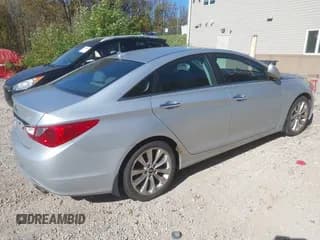 ✅ 2012 Hyundai Sonata SE • VIN: 5NPEC4AC9CH349808 • Лот: 43570072. Опубликован ранее на IAAI с пробегом 152 408 миль. Бесплатный доступ к архиву аукционных продаж из США и подробный отчёт об истории автомобиля на DreamBid. Изображение 4.