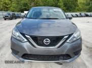 ✅ 2019 Nissan Sentra S • VIN: 3N1AB7AP8KY331570 • Lot: 70174415. Wystawiony na Copart z przebiegiem 9 406 mil. Bezpłatny archiwum sprzedaży aukcyjnych z USA i szczegółowy raport historii pojazdu na DreamBid. Zdjęcie 5.