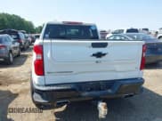 ✅ 2022 Chevrolet Silverado 1500 LT Trail Boss • VIN: 1GCPYFED7NZ146324 • Lot: 42416840. Wystawiony na IAAI z przebiegiem 69 309 mil. Bezpłatny archiwum sprzedaży aukcyjnych z USA i szczegółowy raport historii pojazdu na DreamBid. Zdjęcie 15.