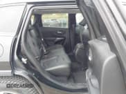 ✅ 2022 Jeep Cherokee Limited • VIN: 1C4PJMDX6ND503266 • Lot: 43285747. Wystawiony na IAAI z przebiegiem 61 973 mil. Bezpłatny archiwum sprzedaży aukcyjnych z USA i szczegółowy raport historii pojazdu na DreamBid. Zdjęcie 8.