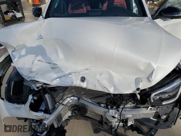 ✅ 2022 Mercedes-Benz GLC 300 • VIN: W1N0J8EB8NG017271 • Лот: 81548625. Опубликован ранее на Copart с пробегом 48 284 миль. Бесплатный доступ к архиву аукционных продаж из США и подробный отчёт об истории автомобиля на DreamBid. Изображение 12.