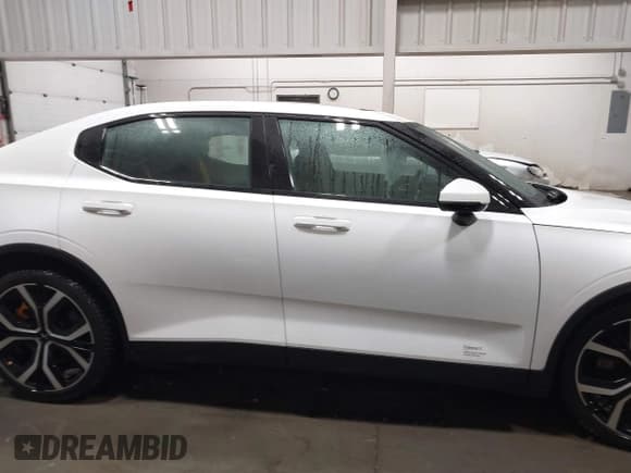 ✅ 2022 Polestar 2 • VIN: LPSED3KA1NL074639 • Lot: 41877896. Wystawiony na IAAI z przebiegiem 16 749 mil. Bezpłatny archiwum sprzedaży aukcyjnych z USA i szczegółowy raport historii pojazdu na DreamBid. Zdjęcie 13.