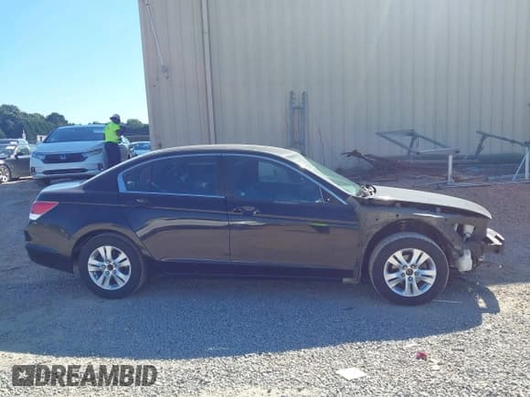 ✅ 2012 Honda Accord SE • VIN: 1HGCP2F66CA110325 • Lot: 43091854. Listed on IAAI with 149,920 mi. Free auction sales archive from the USA and detailed vehicle history report at DreamBid. Image 13.