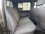 ✅ 2011 Toyota Tacoma • VIN: 3TMLU4EN1BM057479 • Lot: 85938495. Listed on Copart with 86,574 mi. Free auction sales archive from the USA and detailed vehicle history report at DreamBid. Image 10.