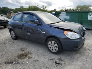 ✅ 2010 Hyundai Accent GS • VIN: KMHCM3AC6AU164712 • Лот: 56627775. Опубликован ранее на Copart с пробегом 80 658 миль. Бесплатный доступ к архиву аукционных продаж из США и подробный отчёт об истории автомобиля на DreamBid. Изображение 4.
