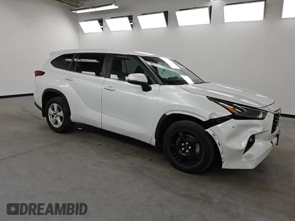 ✅ 2023 Toyota Highlander LE • VIN: 5TDKDRAH0PS020035 • Лот: 86651235. Опубликован ранее на Copart с пробегом 63 348 миль. Бесплатный доступ к архиву аукционных продаж из США и подробный отчёт об истории автомобиля на DreamBid. Изображение 4.