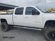 ✅ 2013 Chevrolet Silverado 2500HD LTZ • VIN: 1GC1KYE83DF108790 • Лот: 43396484. Опубликован ранее на IAAI с пробегом 194 275 миль. Бесплатный доступ к архиву аукционных продаж из США и подробный отчёт об истории автомобиля на DreamBid. Изображение 13.