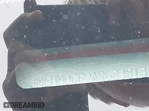 ✅ 2010 Mercury Milan Premier • VIN: 3MEHM0CG9AR623813 • Lot: 43769673. Listed on IAAI with 145,843 mi. Free auction sales archive from the USA and detailed vehicle history report at DreamBid. Image 9.