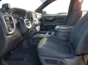 ✅ 2020 Chevrolet Silverado 1500 RST • VIN: 3GCUYEETXLG297479 • Лот: 81387915. Опубликован ранее на Copart с пробегом Не указан. Бесплатный доступ к архиву аукционных продаж из США и подробный отчёт об истории автомобиля на DreamBid. Изображение 7.