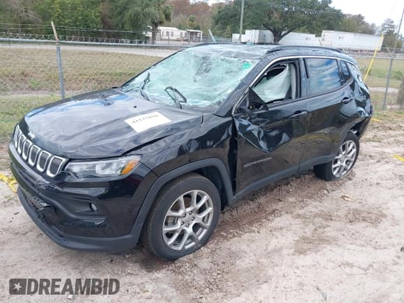 ✅ 2022 Jeep Compass Latitude Lux • VIN: 3C4NJDFB1NT118412 • Lot: 41115850. Listed on IAAI with Not provided. Free auction sales archive from the USA and detailed vehicle history report at DreamBid. Image 16.