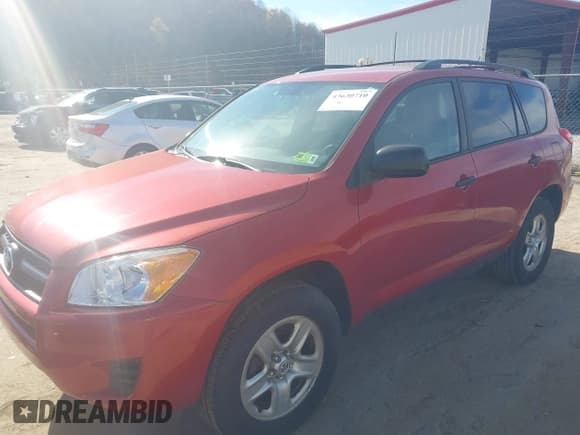 ✅ 2011 Toyota RAV4 • VIN: 2T3BF4DV6BW123952 • Лот: 43630710. Опубликован ранее на IAAI с пробегом 197 388 миль. Бесплатный доступ к архиву аукционных продаж из США и подробный отчёт об истории автомобиля на DreamBid. Изображение 17.