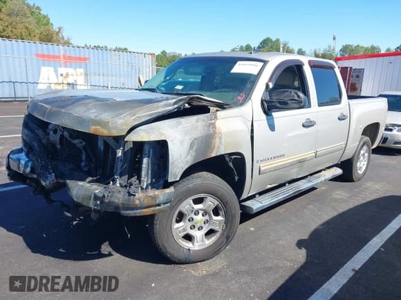 ✅ 2009 Chevrolet Silverado 1500 LT • VIN: 3GCEC23J49G179889 • Лот: 43475956. Опубликован ранее на IAAI с пробегом Не указан. Бесплатный доступ к архиву аукционных продаж из США и подробный отчёт об истории автомобиля на DreamBid. Изображение 2.
