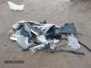 ✅ 2024 Ferrari 296 • VIN: ZFF01SMA0R0306142 • Lot: 41459167. Wystawiony na IAAI z przebiegiem Nie podano. Bezpłatny archiwum sprzedaży aukcyjnych z USA i szczegółowy raport historii pojazdu na DreamBid. Zdjęcie 19.