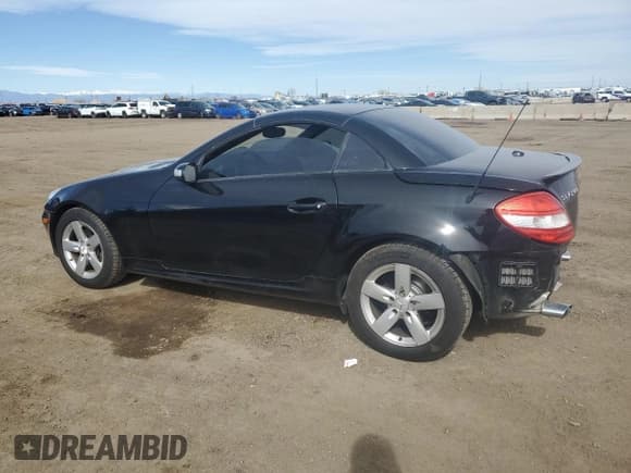 ✅ 2006 Mercedes-Benz SLK 280 • VIN: WDBWK54F06F121731 • Лот: 48557885. Опубликован ранее на Copart с пробегом 99 383 миль. Бесплатный доступ к архиву аукционных продаж из США и подробный отчёт об истории автомобиля на DreamBid. Изображение 2.