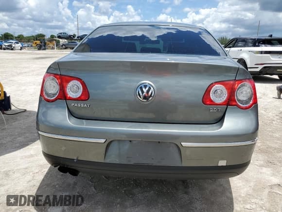 ✅ 2006 Volkswagen Passat Value Edition • VIN: WVWAK73C26P215411 • Lot: 57659733. Wystawiony na Copart z przebiegiem 138 371 mil. Bezpłatny archiwum sprzedaży aukcyjnych z USA i szczegółowy raport historii pojazdu na DreamBid. Zdjęcie 6.