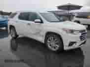 2020 Chevrolet Traverse High Country z VIN 1GNEVNKW7LJ306494, wystawiony jako Copart lot #85325225 z przebiegiem 72 532 mil mil oraz Szkoda całkowita • Salvage title. Historia ofert i sprzedaży dostępna na DreamBid. Obrazek 4.