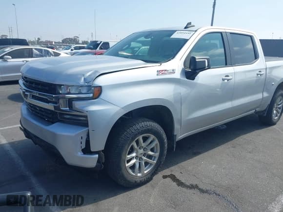 ✅ 2021 Chevrolet Silverado 1500 RST • VIN: 3GCUYEET4MG138815 • Лот: 42894441. Опубликован ранее на IAAI с пробегом 77 700 миль. Бесплатный доступ к архиву аукционных продаж из США и подробный отчёт об истории автомобиля на DreamBid. Изображение 2.