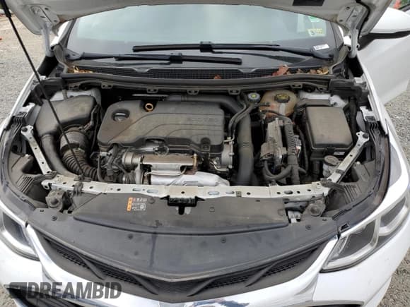 ✅ 2019 Chevrolet Cruze LS • VIN: 3G1BC6SM7KS586994 • Lot: 64234442. Listed on Copart with 43,963 mi. Free auction sales archive from the USA and detailed vehicle history report at DreamBid. Image 7.