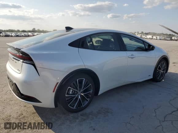 2024 Toyota Prius LE with VIN JTDADABU4R3017412, listed as a Copart auction lot 80199285 with 4,623 mi miles and Salvage title. Bid and sale history available at DreamBid. Image 3.