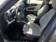 ✅ 2020 MINI Countryman Cooper S • VIN: WMZYW7C05L3L97942 • Lot: 63320364. Wystawiony na Copart z przebiegiem 40 507 mil. Bezpłatny archiwum sprzedaży aukcyjnych z USA i szczegółowy raport historii pojazdu na DreamBid. Zdjęcie 7.