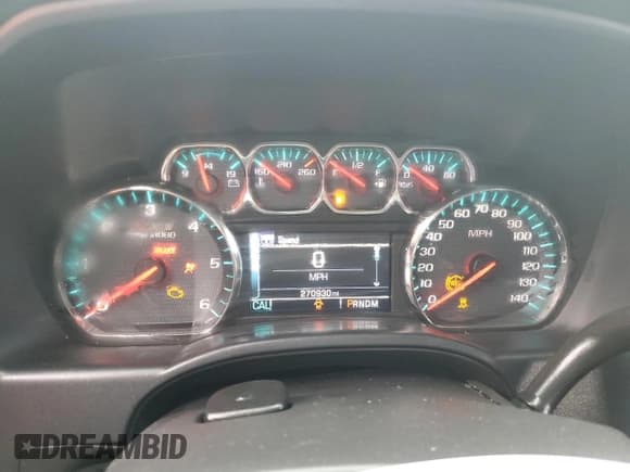 ✅ 2016 Chevrolet Silverado 1500 LT • VIN: 3GCUKREC6GG358213 • Lot: 42811505. Wystawiony na Copart z przebiegiem 270 930 mil. Bezpłatny archiwum sprzedaży aukcyjnych z USA i szczegółowy raport historii pojazdu na DreamBid. Zdjęcie 9.