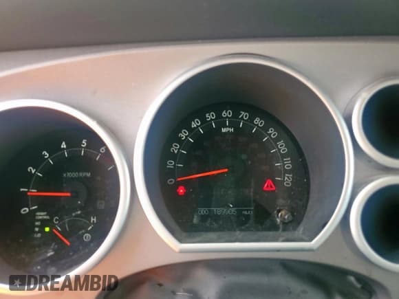 ✅ 2012 Toyota Sequoia Platinum • VIN: 5TDYY5G13CS039724 • Lot: 67545505. Wystawiony na Copart z przebiegiem 189 905 mil. Bezpłatny archiwum sprzedaży aukcyjnych z USA i szczegółowy raport historii pojazdu na DreamBid. Zdjęcie 9.