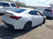 ✅ 2018 Acura TLX w/A-SPEC Pkg • VIN: 19UUB2F63JA013342 • Лот: 42051724. Опубликован ранее на IAAI с пробегом 43 396 миль. Бесплатный доступ к архиву аукционных продаж из США и подробный отчёт об истории автомобиля на DreamBid. Изображение 4.