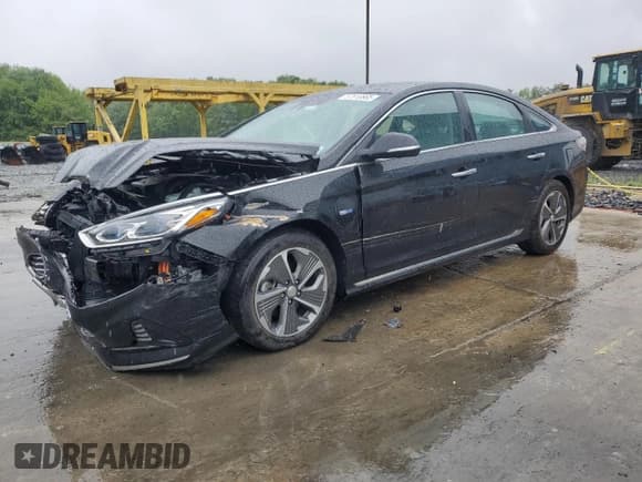 ✅ 2019 Hyundai Sonata Limited • VIN: KMHE54L25KA093361 • Лот: 57810885. Опубликован ранее на Copart с пробегом 29 278 миль. Бесплатный доступ к архиву аукционных продаж из США и подробный отчёт об истории автомобиля на DreamBid. Изображение 1.