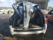 ✅ 2006 Saturn VUE • VIN: 5GZCZ534X6S807958 • Lot: 73876644. Wystawiony na Copart z przebiegiem 181 197 mil. Bezpłatny archiwum sprzedaży aukcyjnych z USA i szczegółowy raport historii pojazdu na DreamBid. Zdjęcie 6.